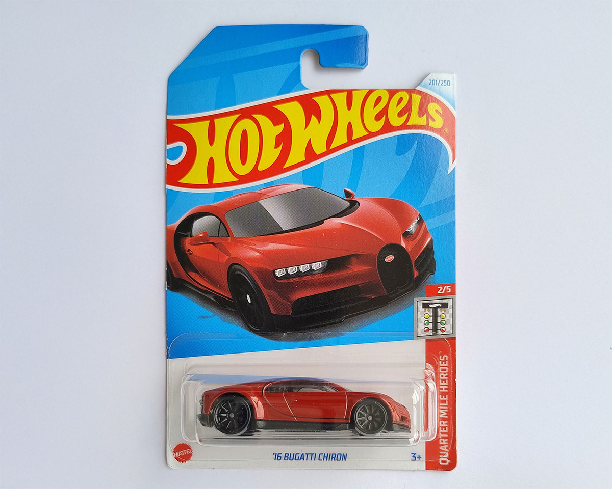 16-Bugatti-Chiron-Productos_Blister_ScaleVerse