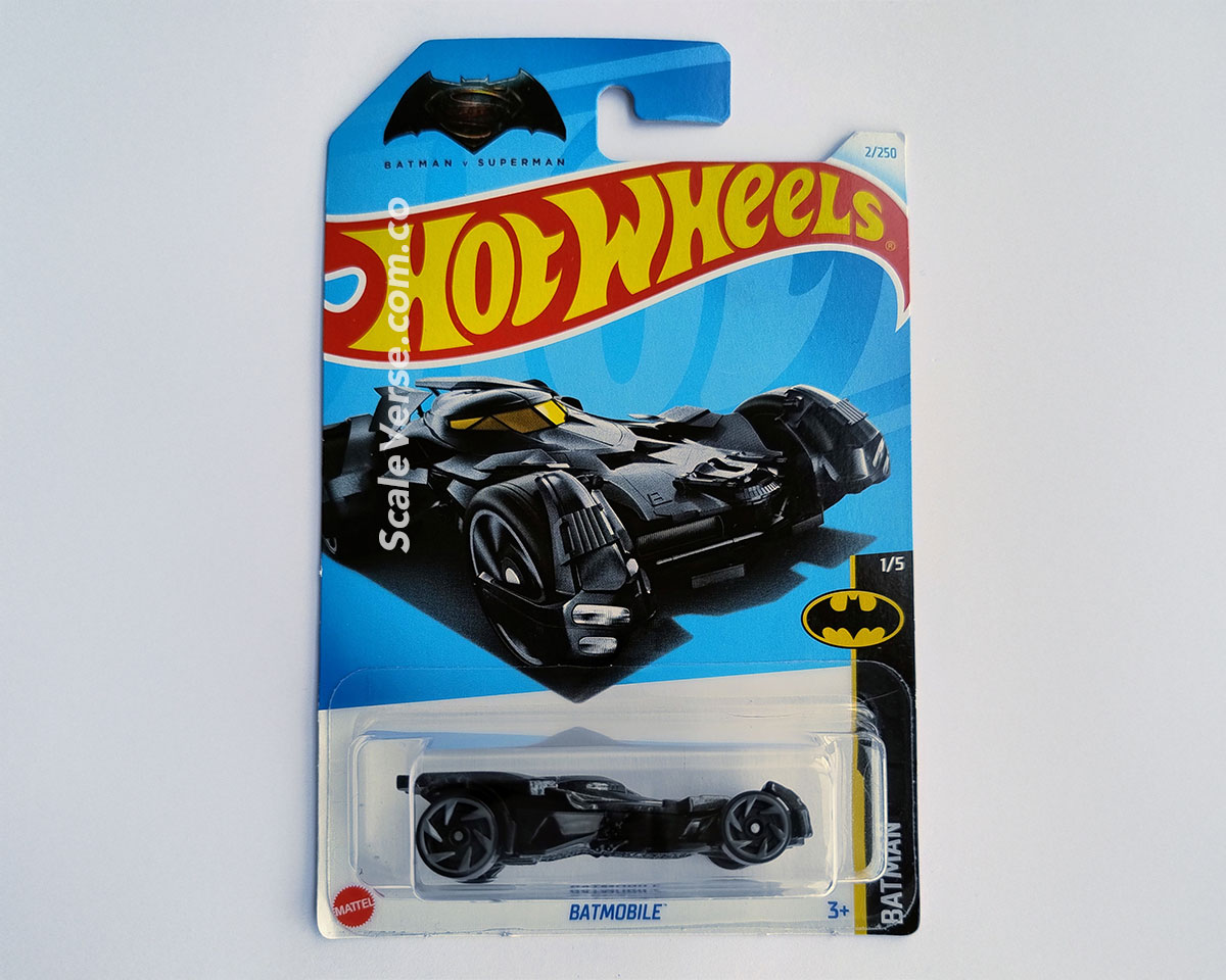 HW-Batman-Batmobile-2024-Productos-Blister-ScaleVerse